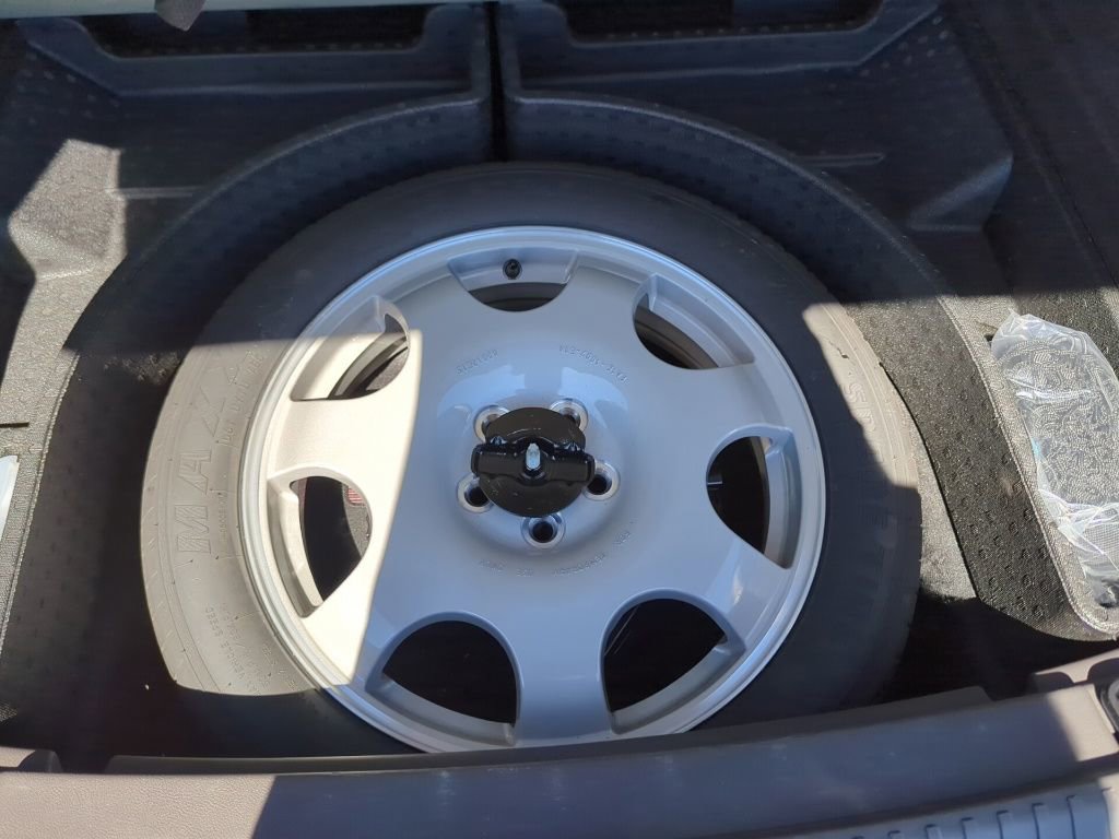 Used 2016 Lincoln MKX Select image 38