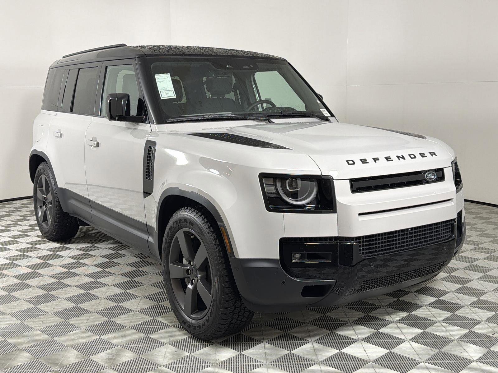 New 2026 Land Rover Defender 110 S image 7