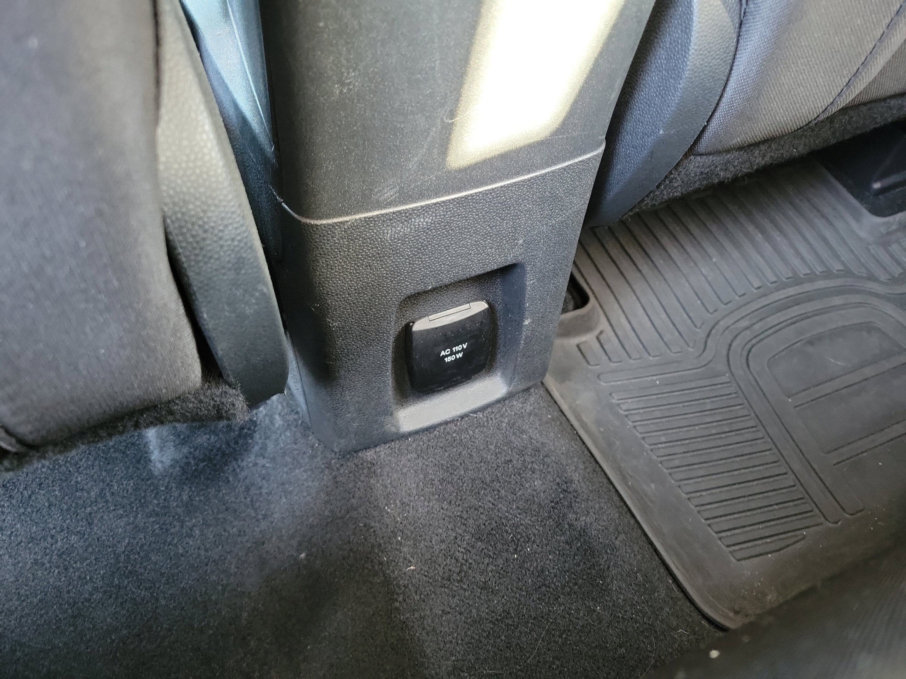 Used 2018 Ford EcoSport SE w/ SE Convenience Package FWD image 14
