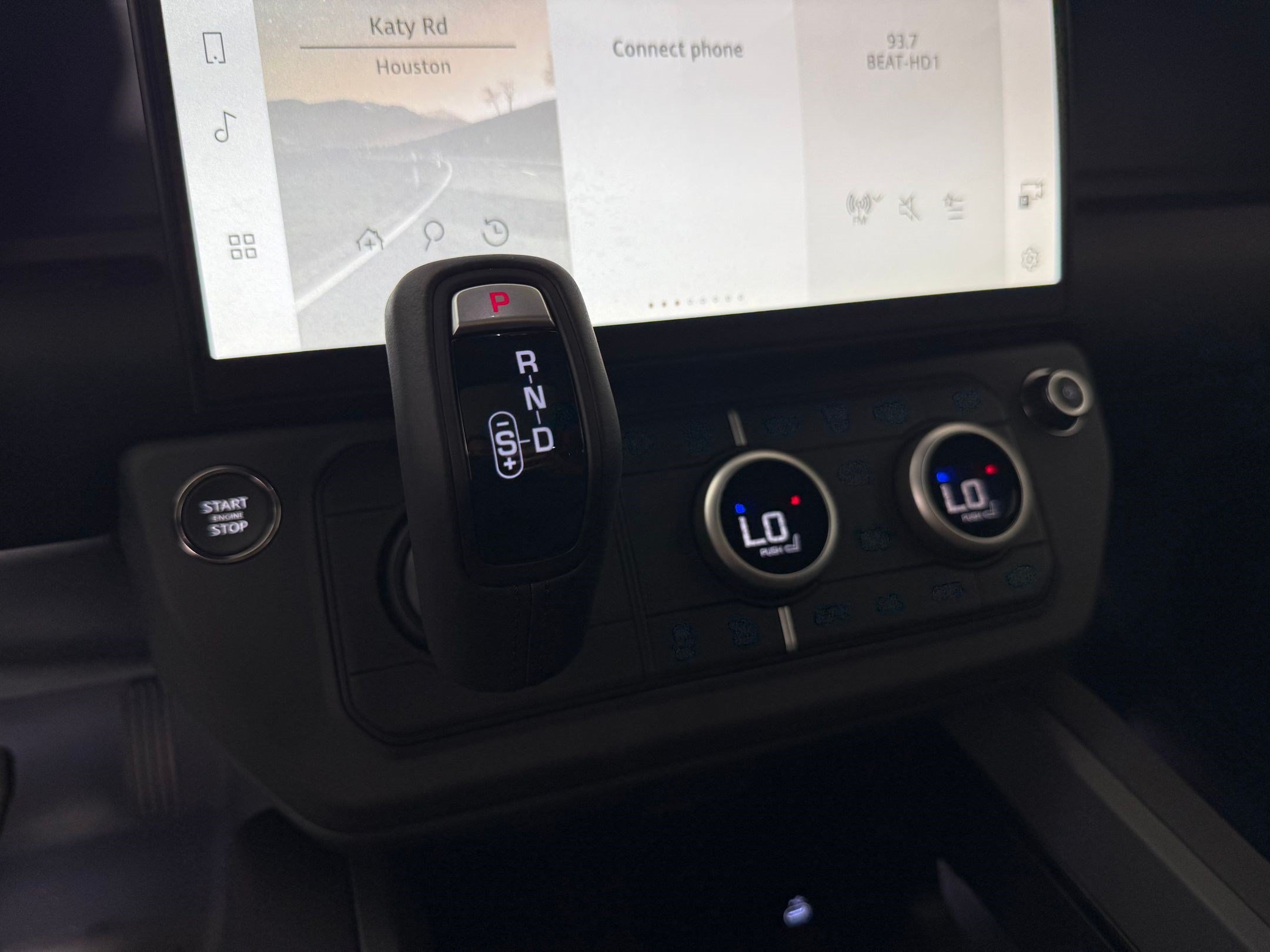 New 2026 Land Rover Defender 110 S AWD/4WD image 19