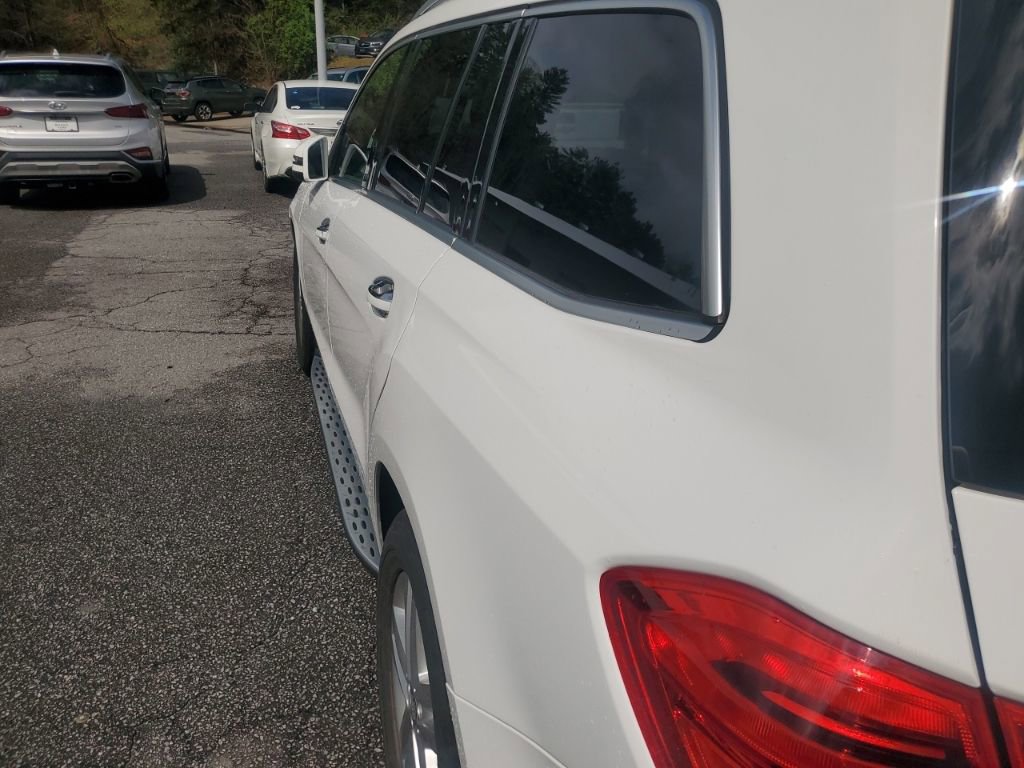 Used 2015 Mercedes-Benz GL 320 BlueTEC 4MATIC image 8