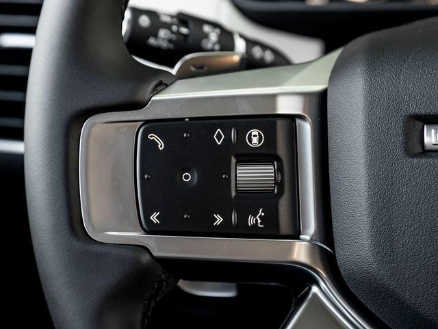 New 2026 Land Rover Discovery Limited Edition AWD/4WD image 18