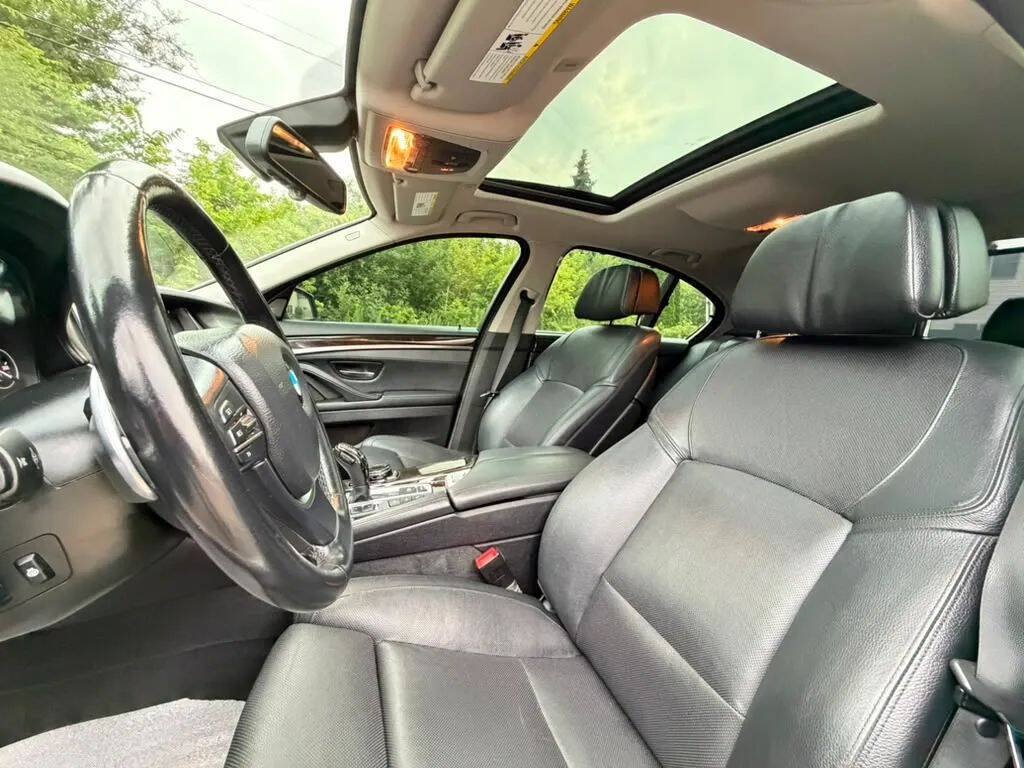 Used 2015 BMW 550i xDrive Sedan AWD/4WD image 12