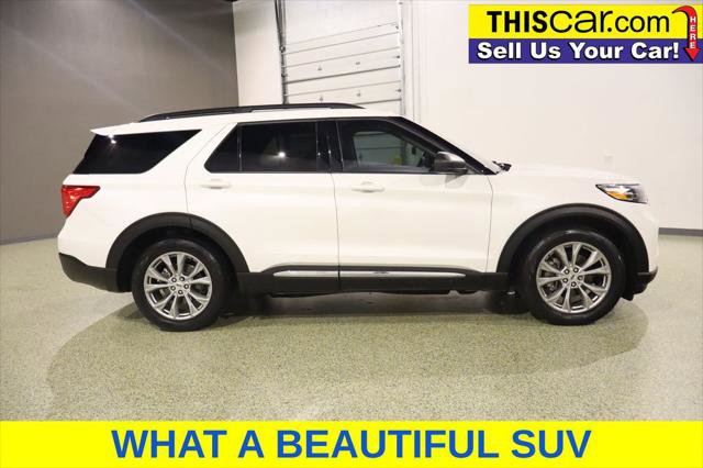 Used 2023 Ford Explorer XLT w/ Equipment Group 202A RWD image 9
