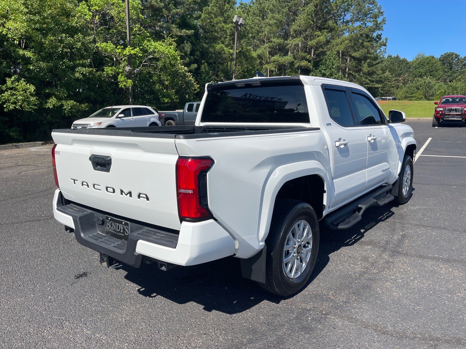 Used 2025 Toyota Tacoma SR5 RWD image 17