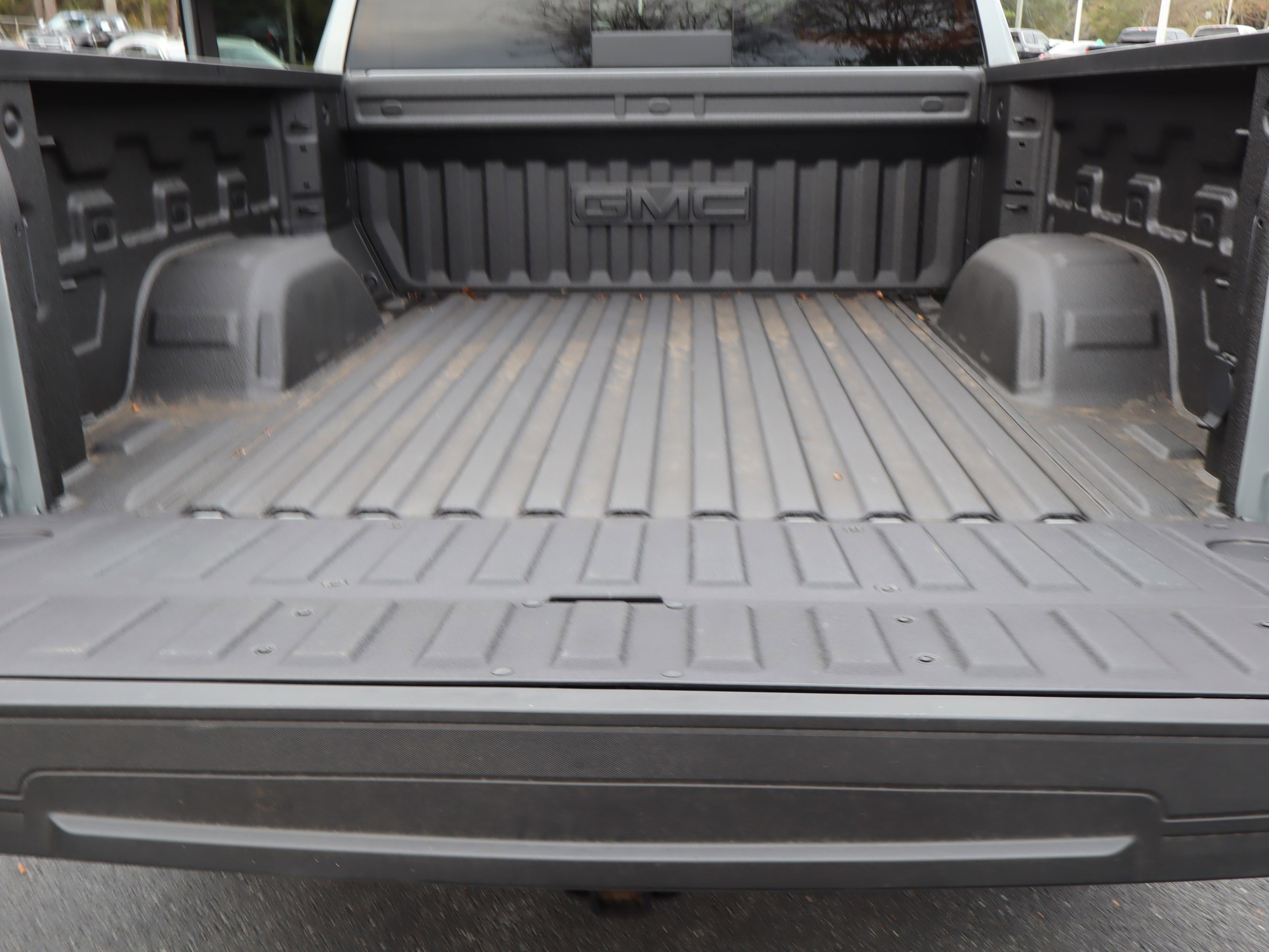 Used 2026 GMC Sierra 1500 AT4 w/ AT4 Premium Package image 39