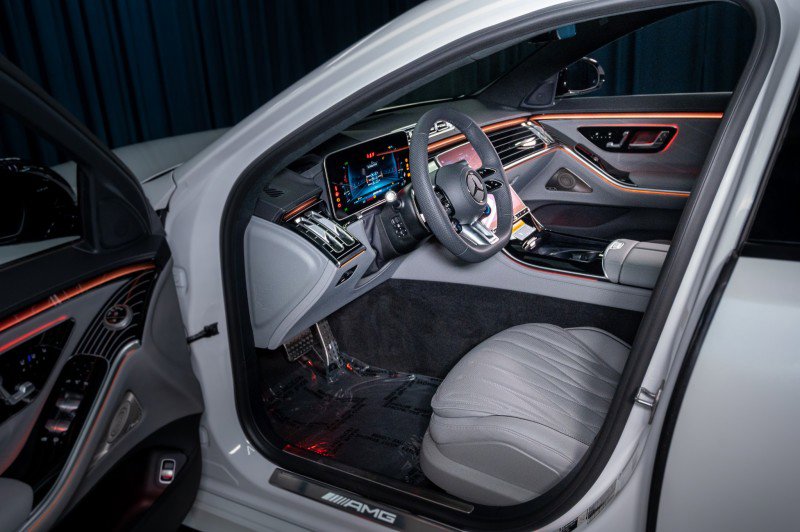 New 2026 Mercedes-Benz S 63 AMG S image 9