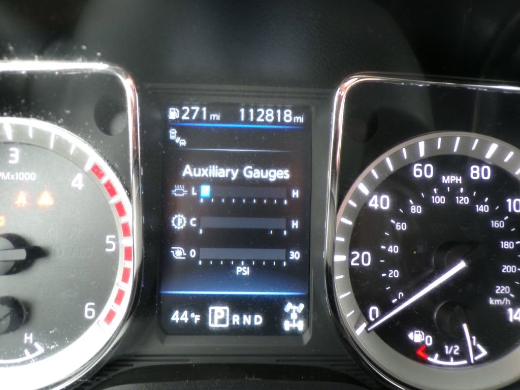 Used 2019 Nissan Titan SV w/ SV Convenience Package AWD/4WD image 20