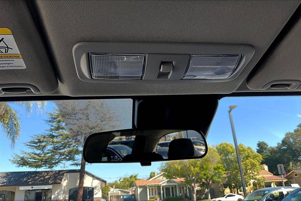 Used 2023 Nissan Frontier SV w/ Tow Package image 15