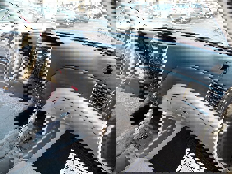 Used 2012 Subaru Forester 2.5X Premium w/ All-Weather Pkg AWD/4WD image 18