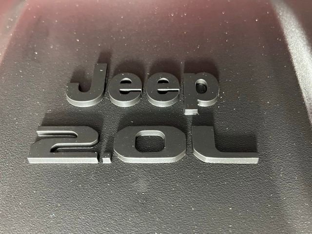 Used 2025 Jeep Wrangler Unlimited Sahara image 9