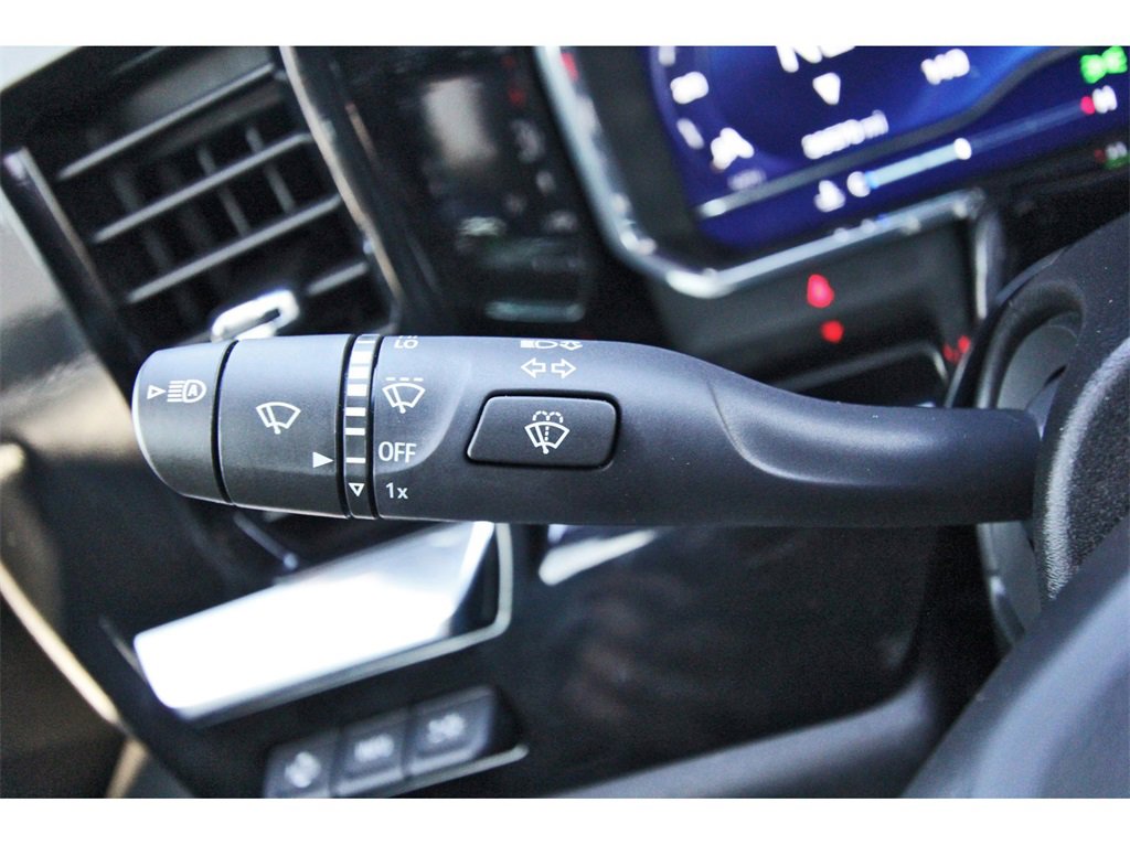 Used 2025 Chevrolet Silverado 1500 High Country w/ High Country Premium Package image 15