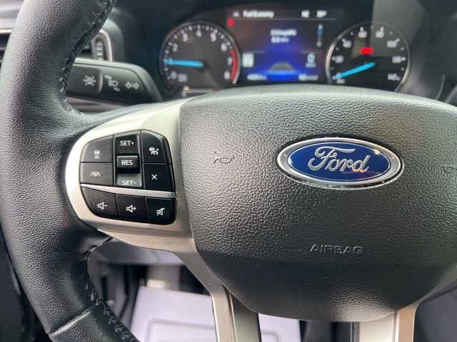 Used 2022 Ford Explorer XLT w/ Equipment Group 202A image 28