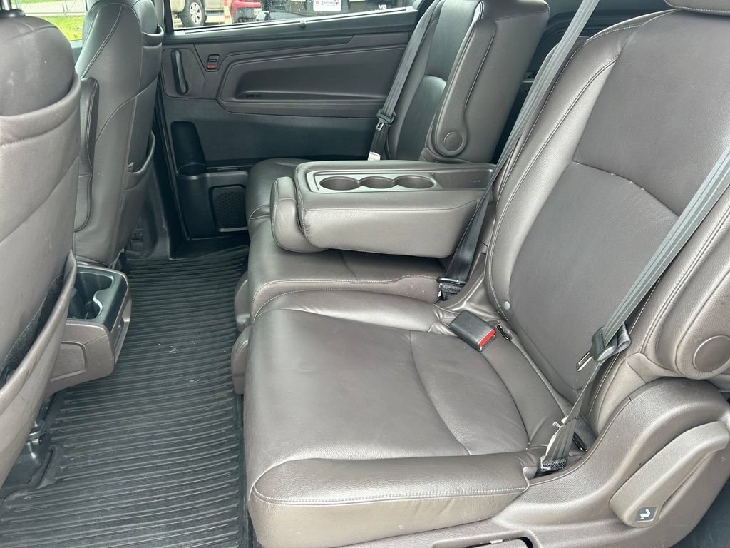 Used 2023 Honda Odyssey Touring image 18