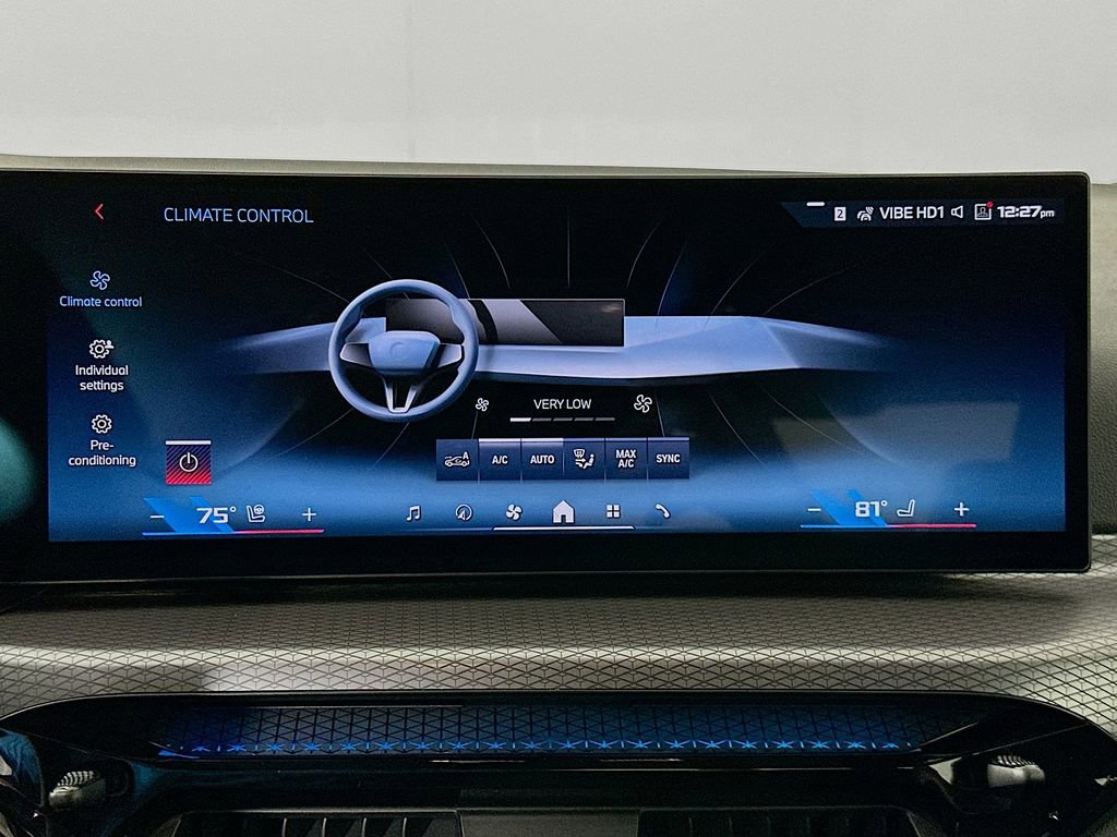 Used 2025 BMW 440i xDrive Coupe w/ Parking Assistance Package image 16