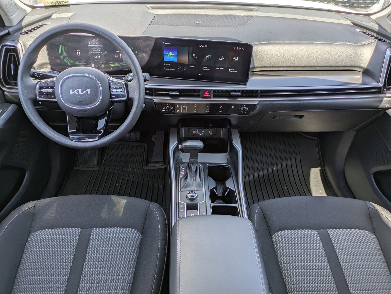 Certified 2025 Kia Sorento LX FWD image 12