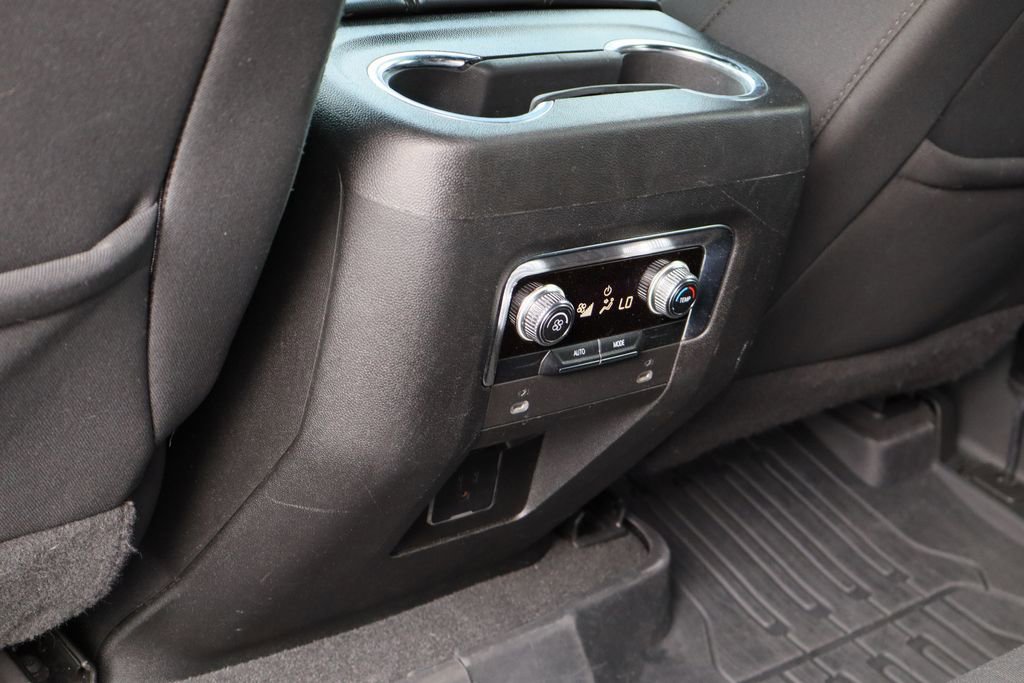 Certified 2022 GMC Yukon SLE RWD image 24