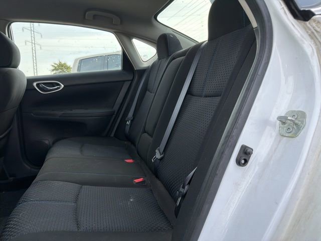 Used 2018 Nissan Sentra SR w/ SR Midnight Edition Package FWD image 15