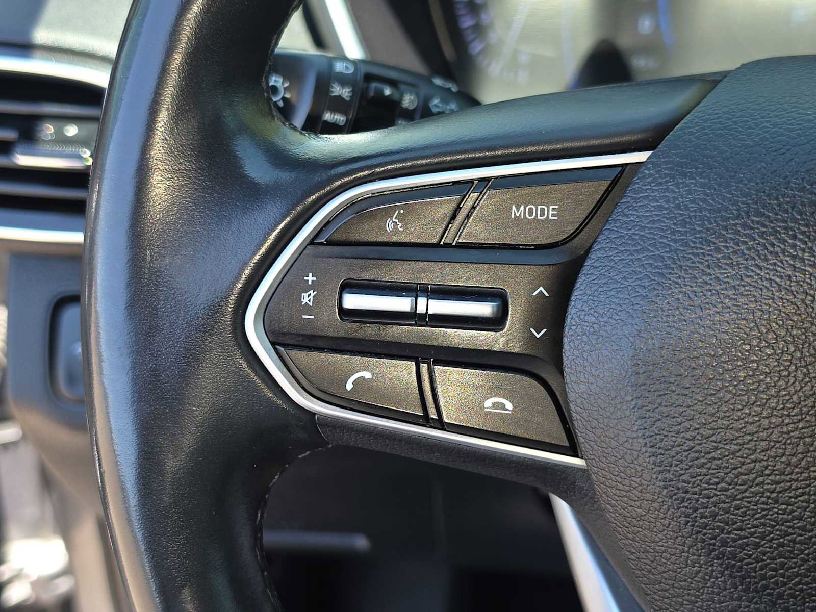 Used 2019 Hyundai Santa Fe AWD image 29