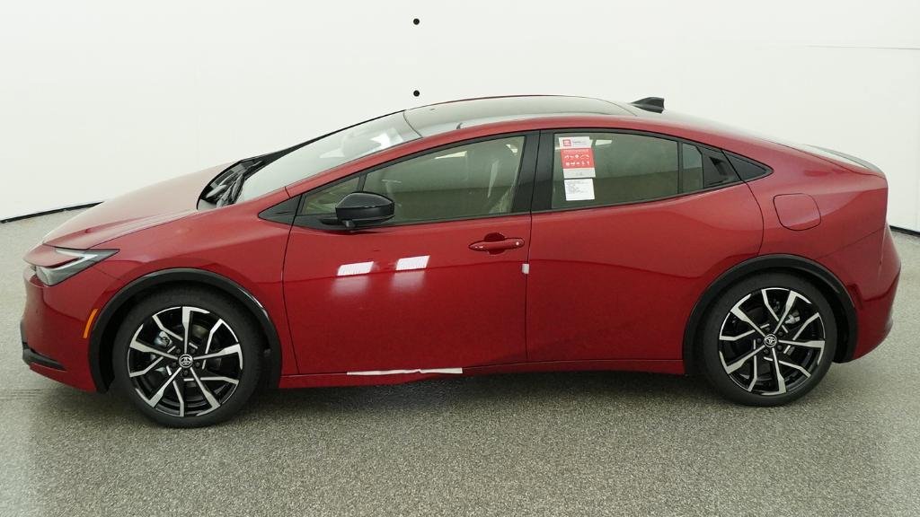 New 2026 Toyota Prius Plug-In Hybrid FWD image 11