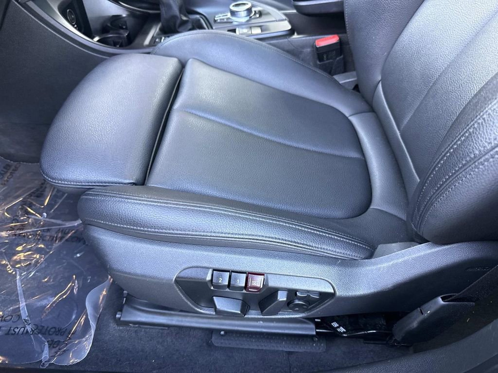 Used 2019 BMW X2 sDrive28i w/ Convenience Package FWD image 29