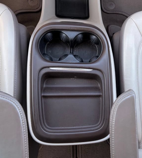 Used 2017 Chrysler Pacifica Touring-L w/ Tire & Wheel Group FWD image 25