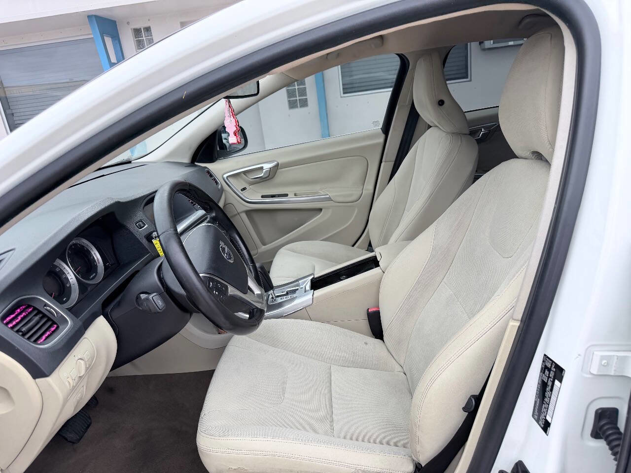 Used 2012 Volvo S60 T5 image 15