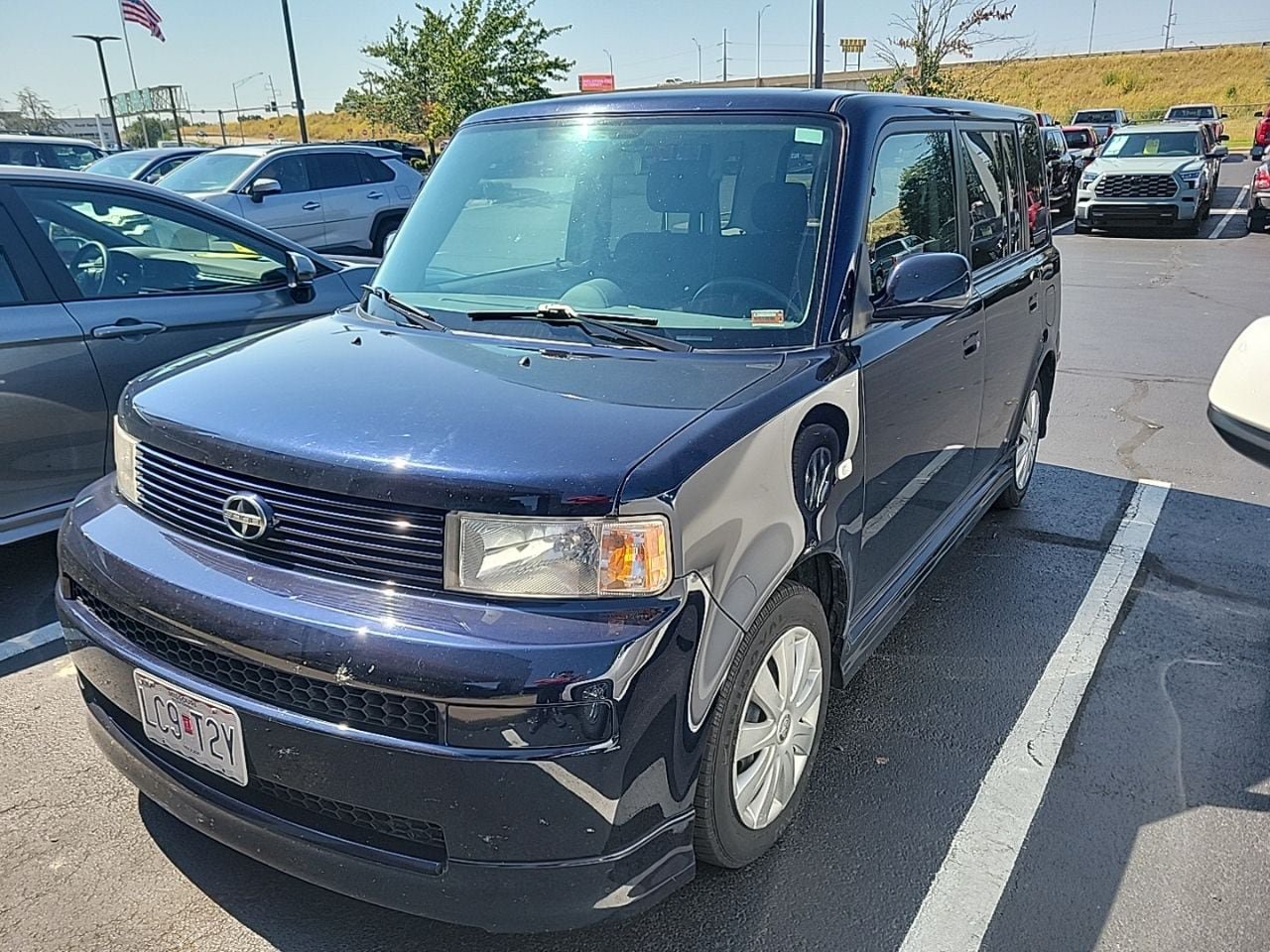 Used 2005 Scion xB FWD image 3