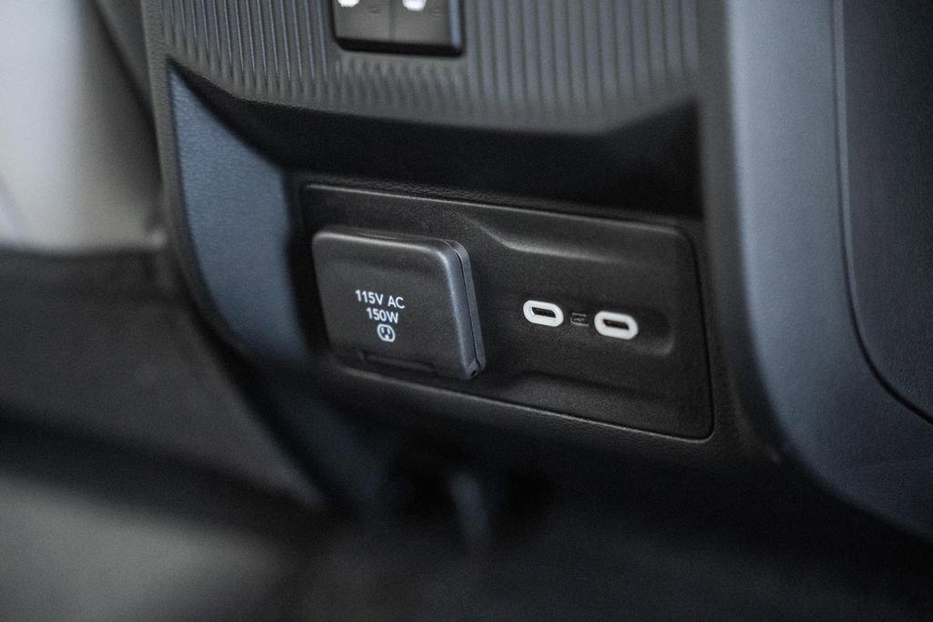 New 2026 Jeep Cherokee Overland image 34