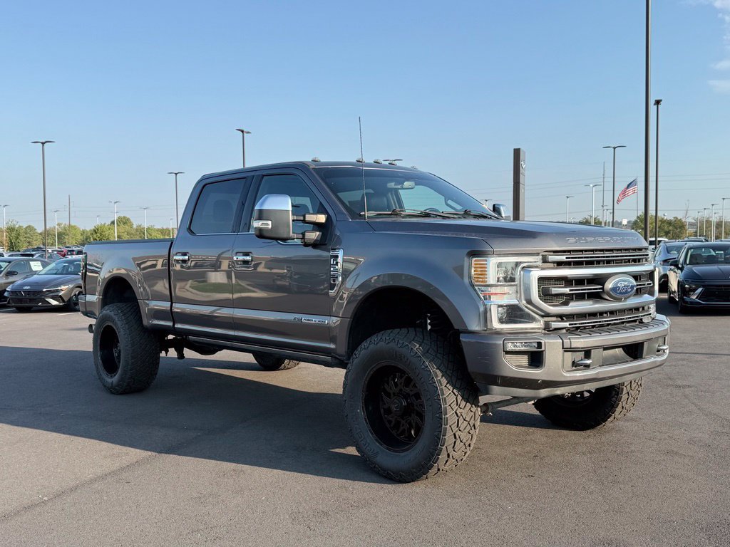 Used 2022 Ford F250 Platinum AWD/4WD image 3