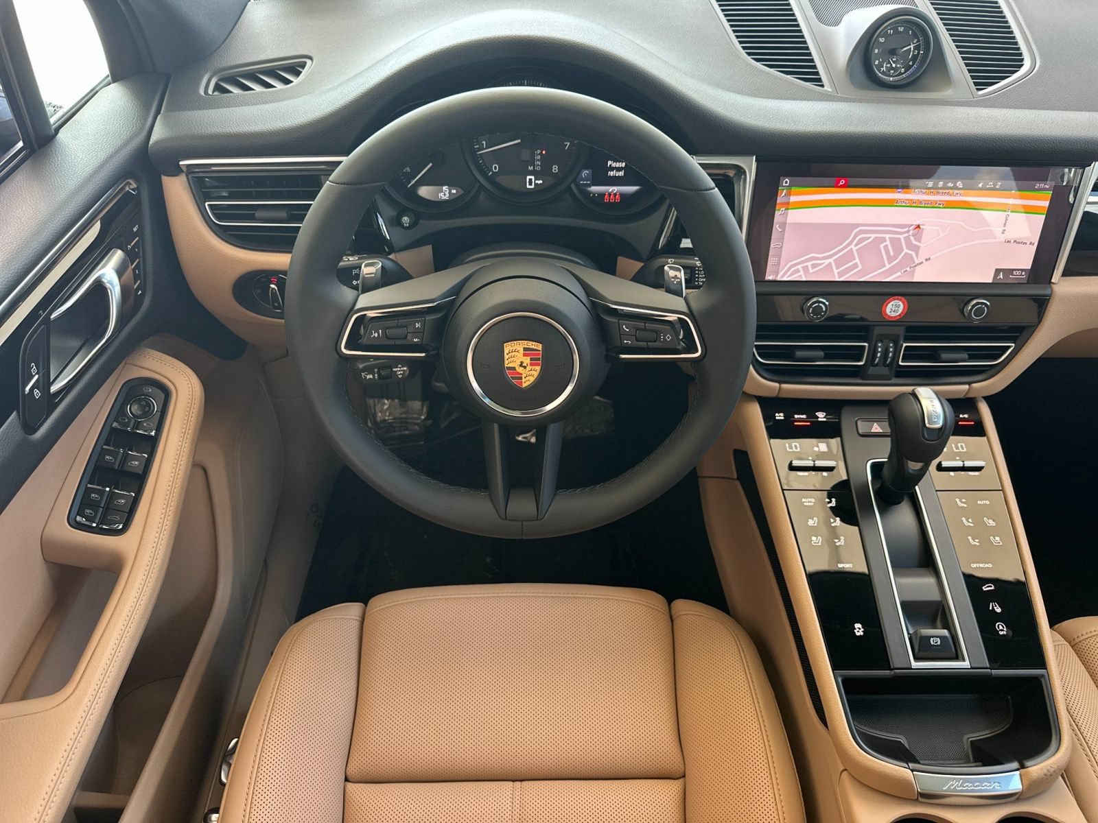 New 2026 Porsche Macan AWD/4WD image 14
