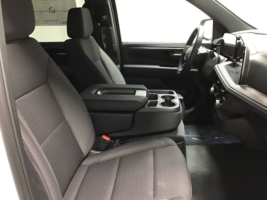 New 2026 Chevrolet Tahoe LS image 8