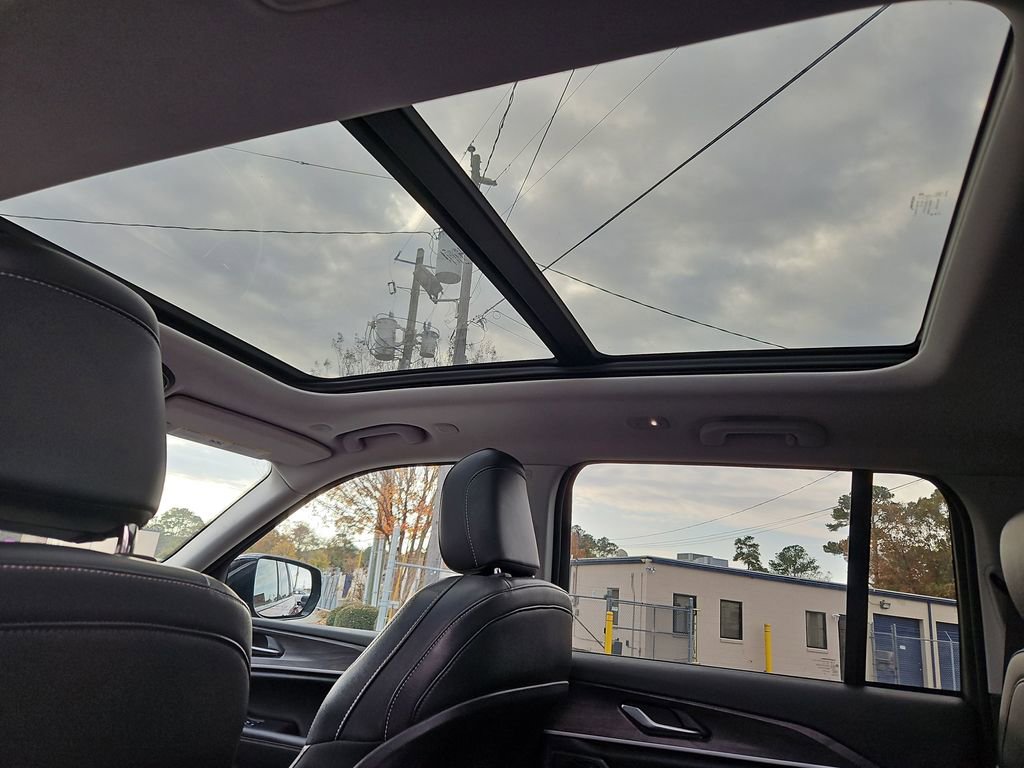 Used 2024 Jeep Grand Cherokee Limited 4xe image 23