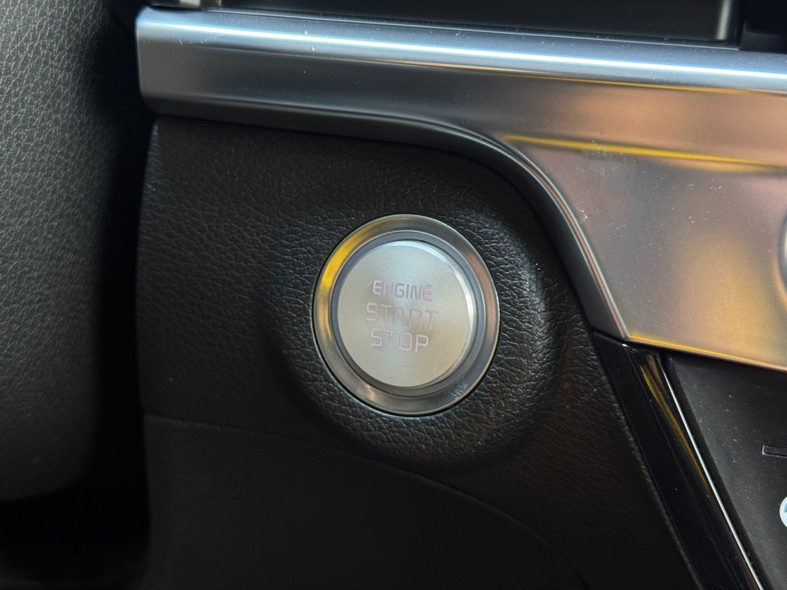 Used 2023 Kia Telluride SX AWD/4WD image 23