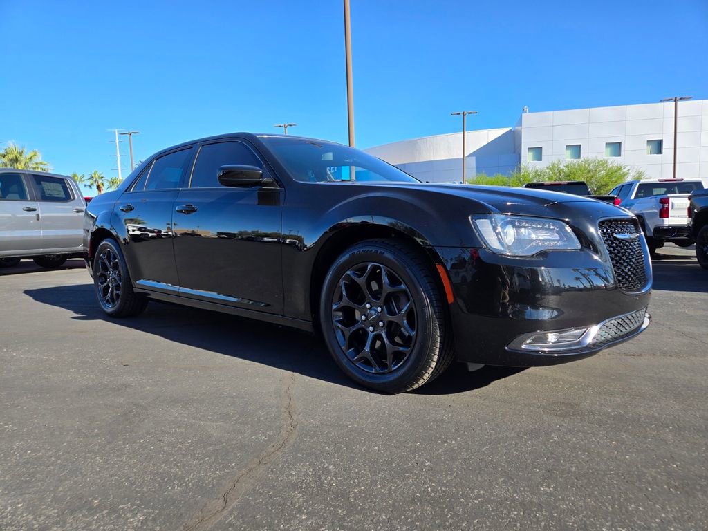Used 2019 Chrysler 300 S
