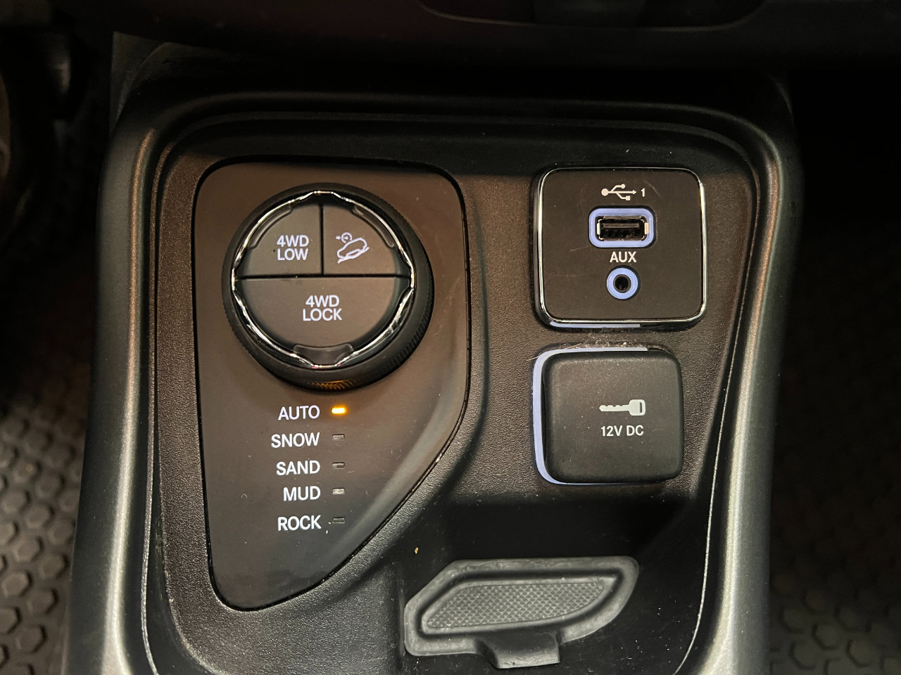 Used 2021 Jeep Compass Trailhawk w/ Convenience Group image 43