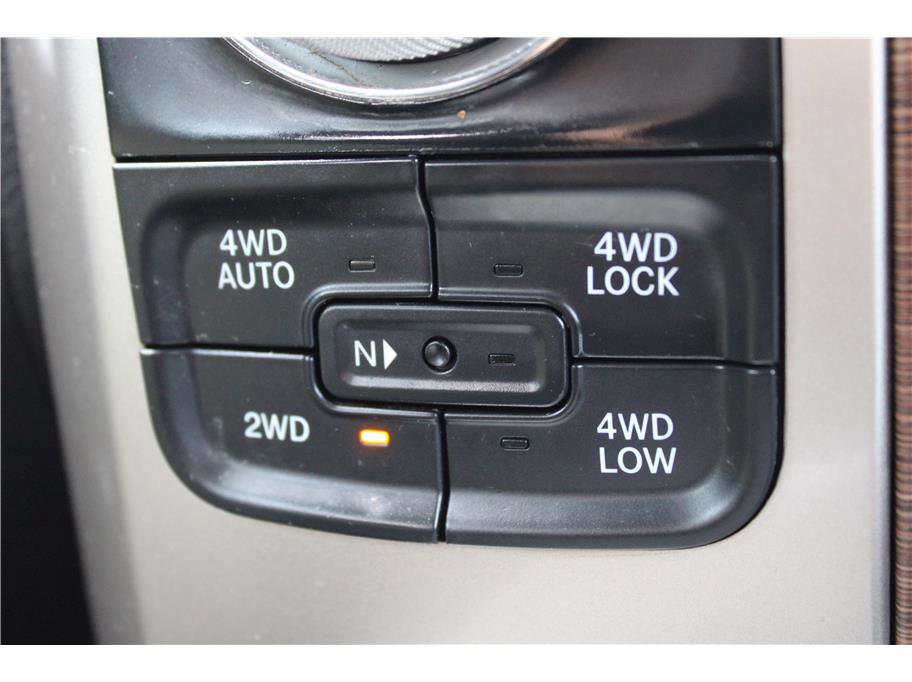 Used 2015 RAM 1500 Laramie w/ Convenience Group image 26