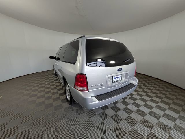 Used 2007 Ford Freestar SEL image 12