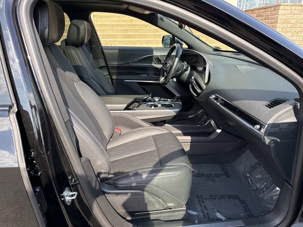 Used 2024 Cadillac Lyriq Luxury w/ LPO, Floor Liner Package image 9