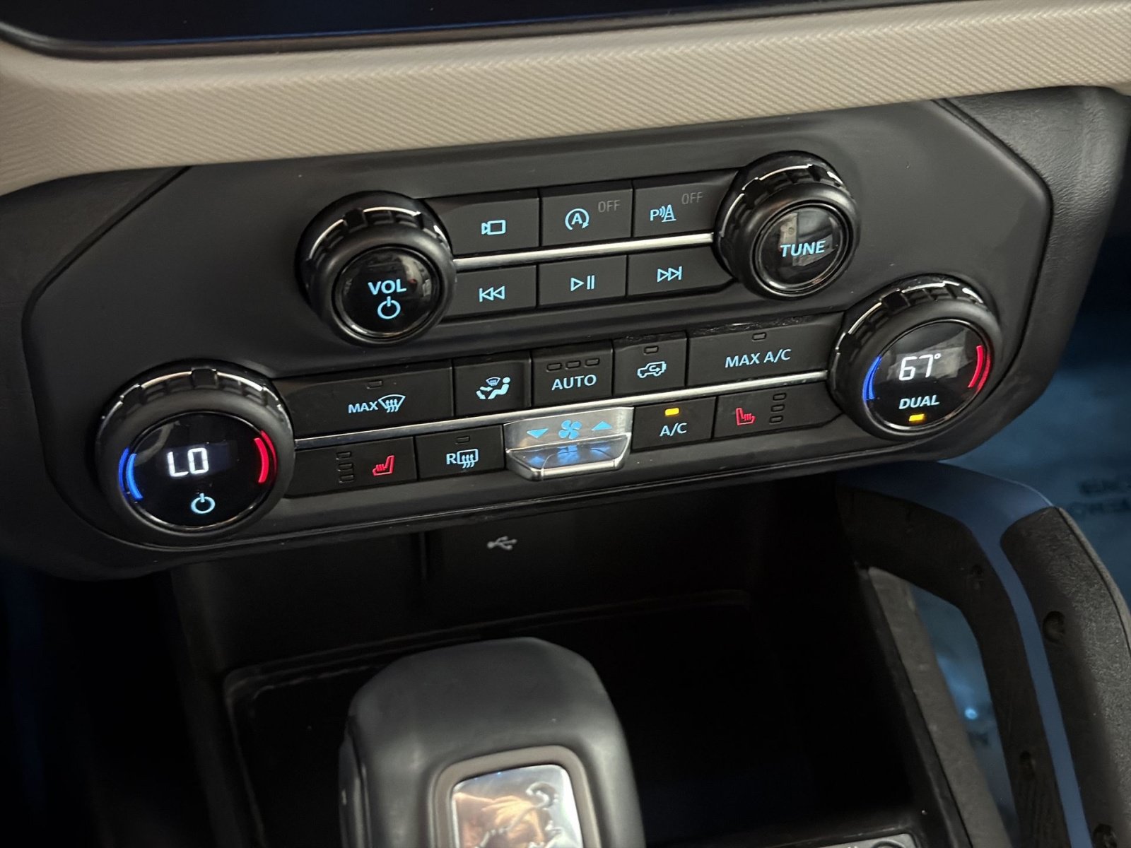 Used 2023 Ford Bronco Wildtrak AWD/4WD image 21