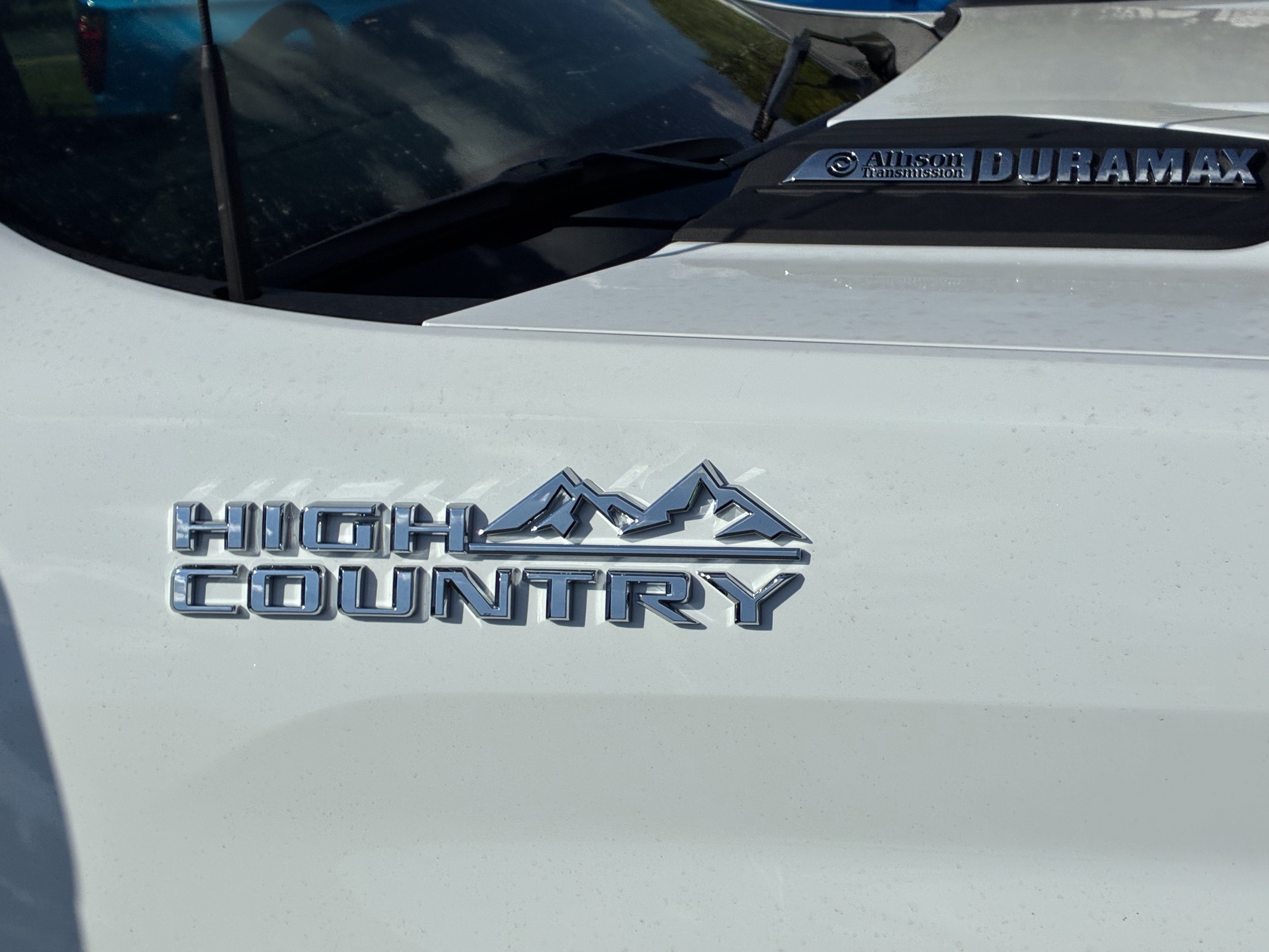 New 2026 Chevrolet Silverado 3500 High Country w/ Technology Package AWD/4WD image 9