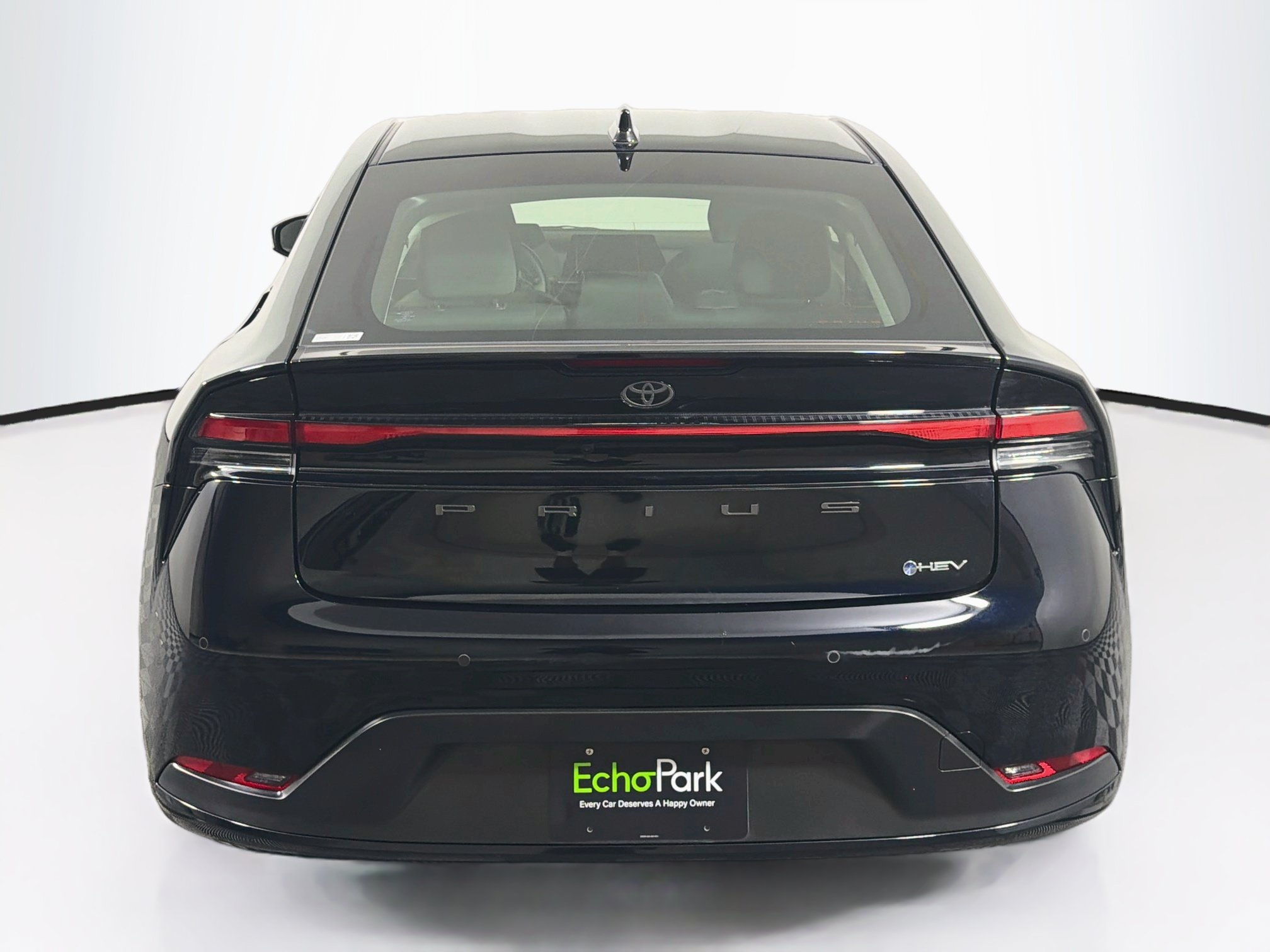 Used 2026 Toyota Prius LE FWD image 7