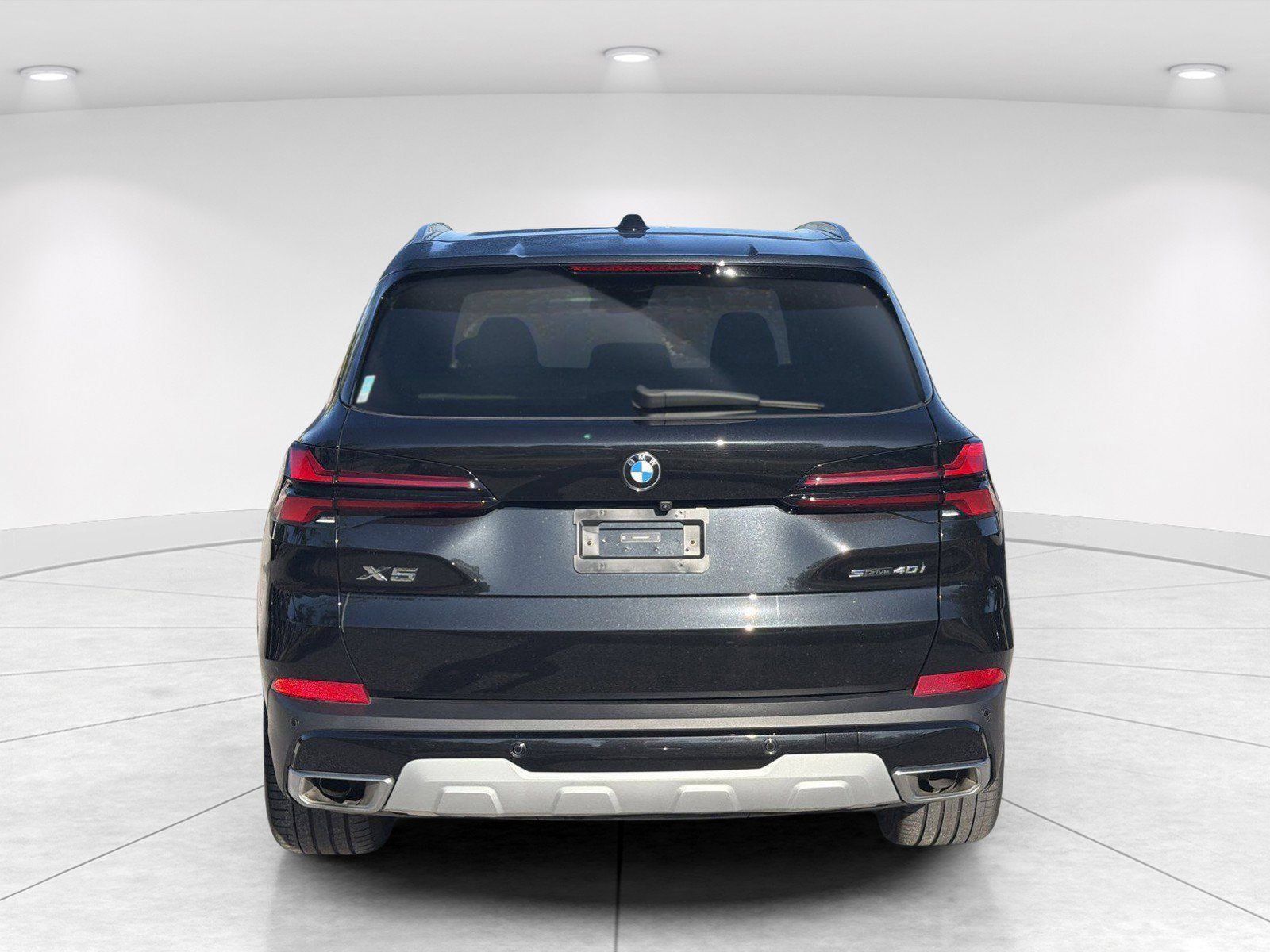 Certified 2025 BMW X5 sDrive40i w/ Premium Package RWD image 5