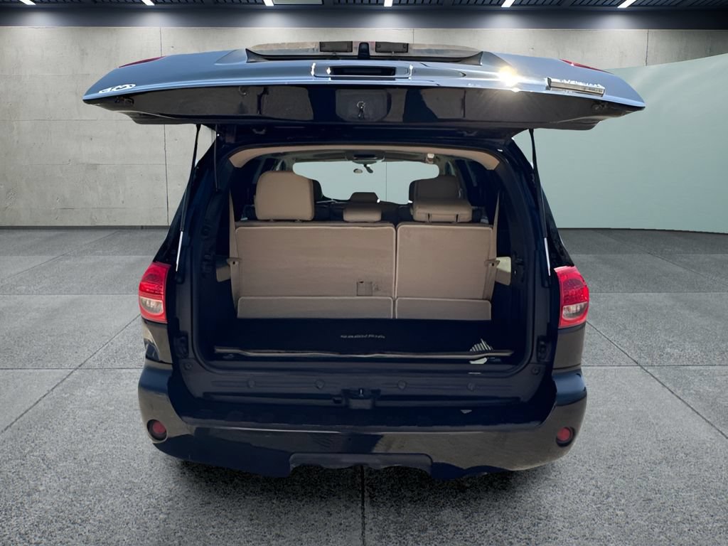 Used 2015 Toyota Sequoia Limited RWD image 16