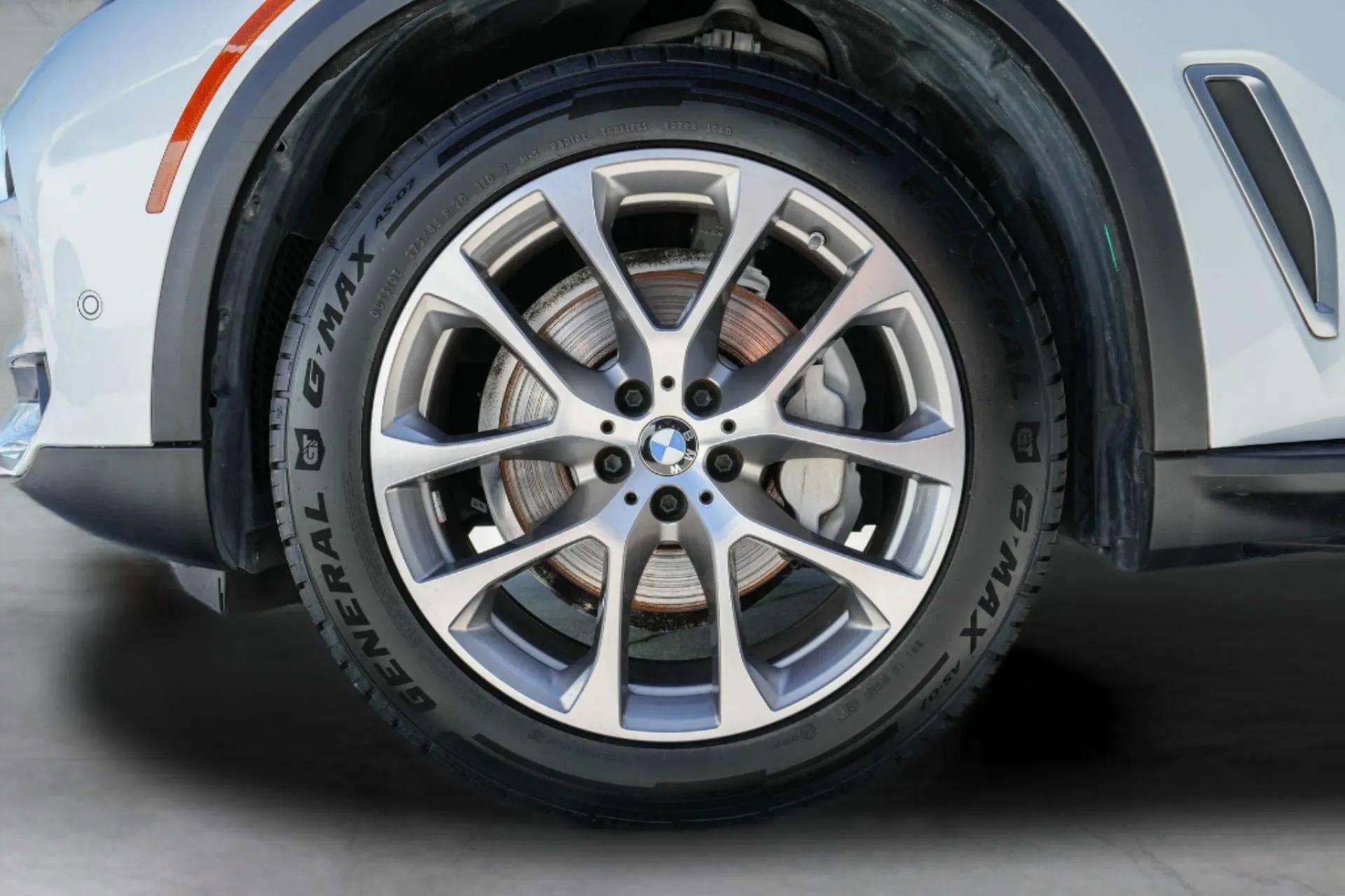 Used 2023 BMW X5 sDrive40i w/ Premium Package image 44