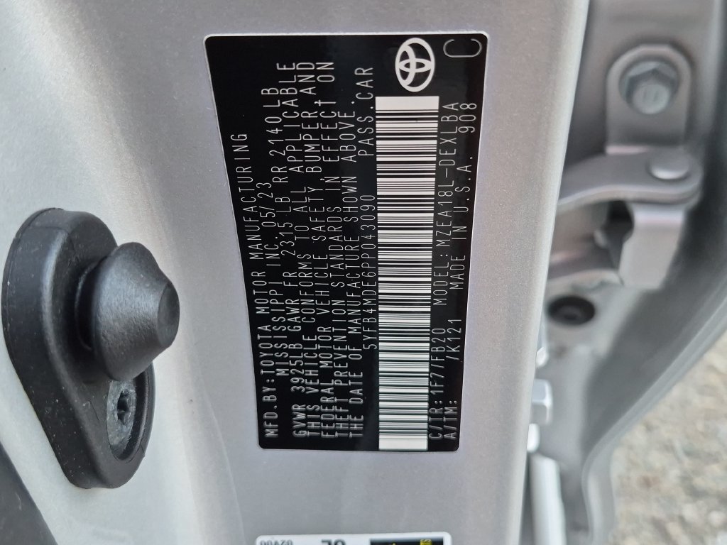 Used 2023 Toyota Corolla LE FWD image 27