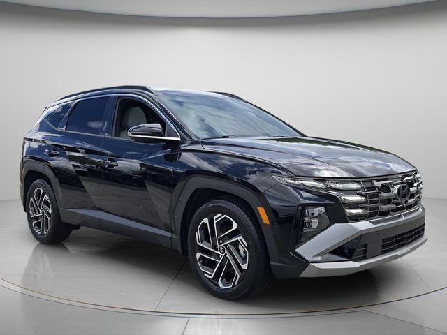 Used 2025 Hyundai Tucson Limited FWD image 9