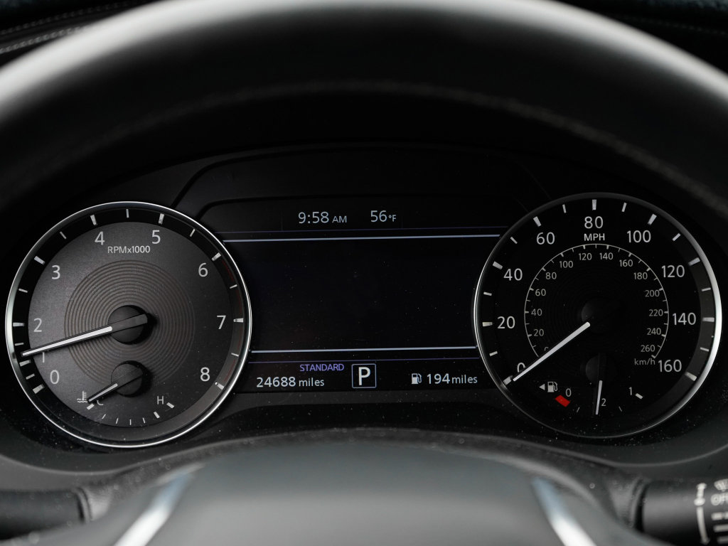 Used 2023 INFINITI QX50 Luxe AWD/4WD image 13