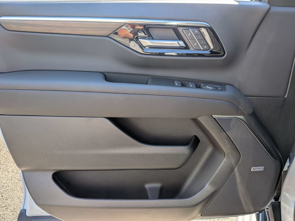 New 2026 Chevrolet Tahoe High Country AWD/4WD image 31