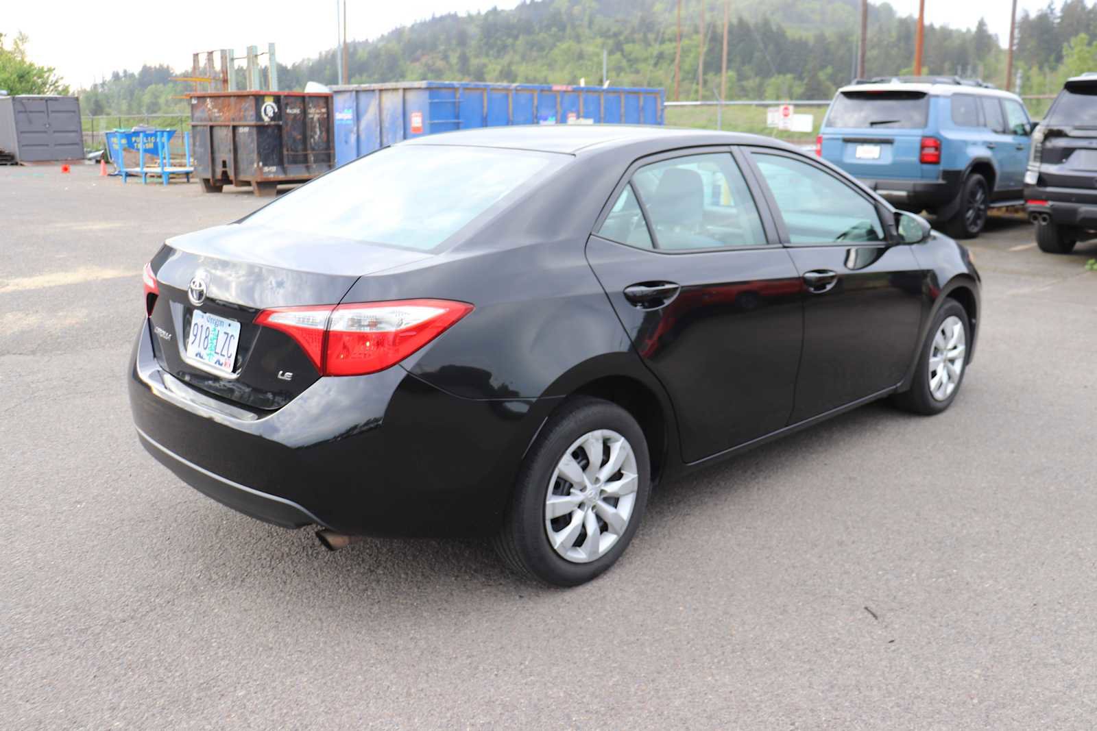 Used 2014 Toyota Corolla LE FWD image 5